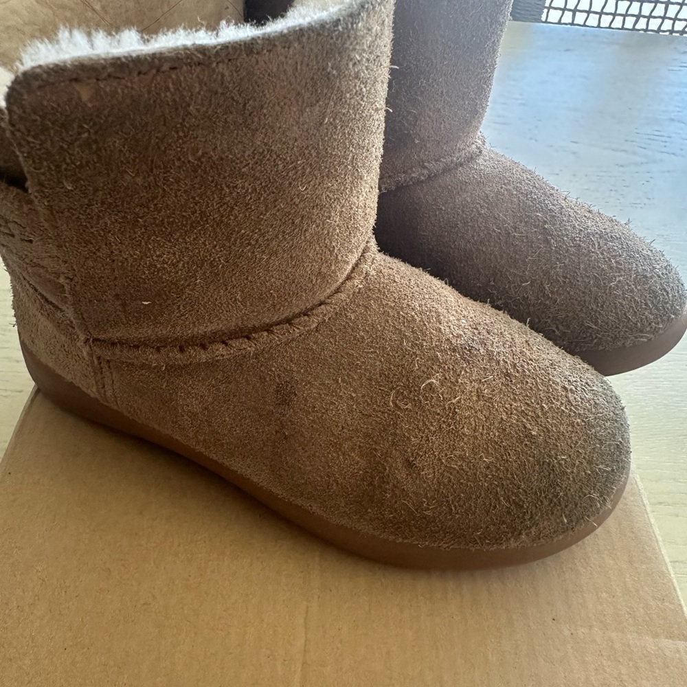UGG Classic Tan Suede Boots